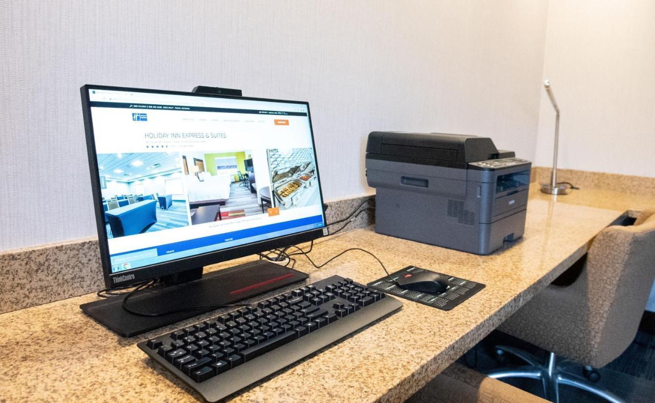 Holiday Inn Express & Suites New Martinsville By Ihg Exterior foto