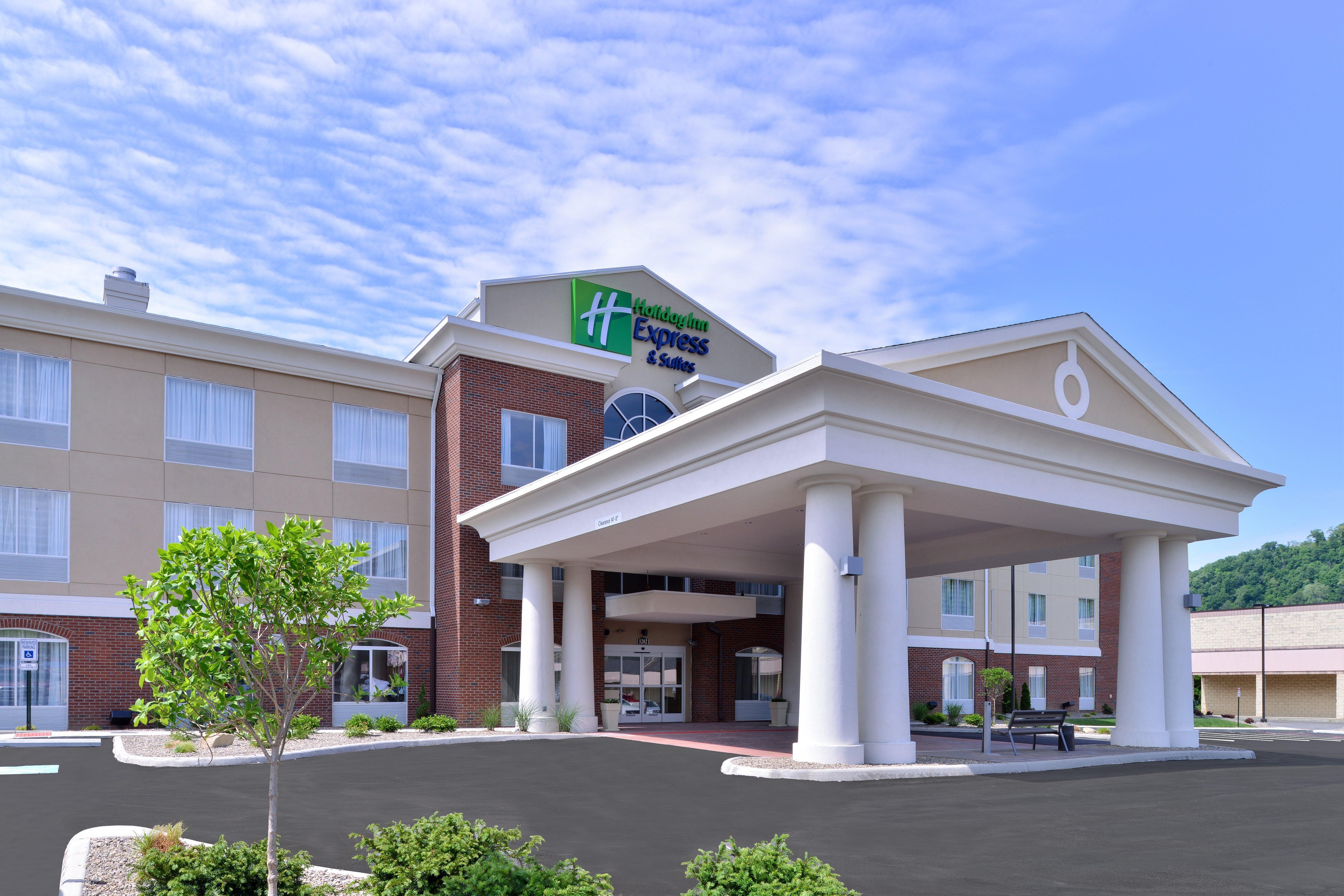 Holiday Inn Express & Suites New Martinsville By Ihg Exterior foto