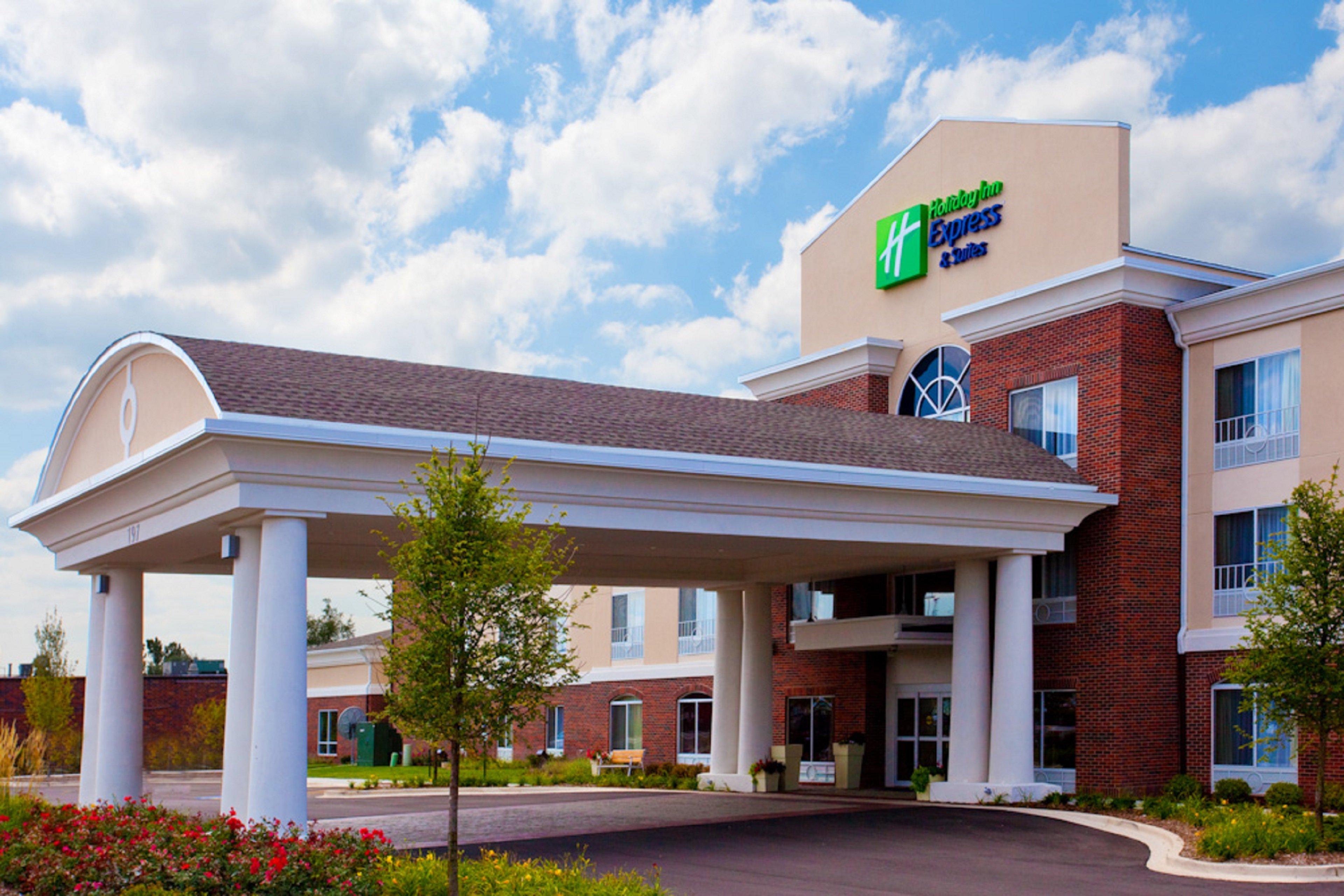 Holiday Inn Express & Suites New Martinsville By Ihg Exterior foto